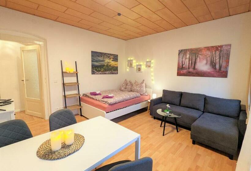 R2   Urlaubsmagie   5 Fussminuten Zur Elbe, Pool