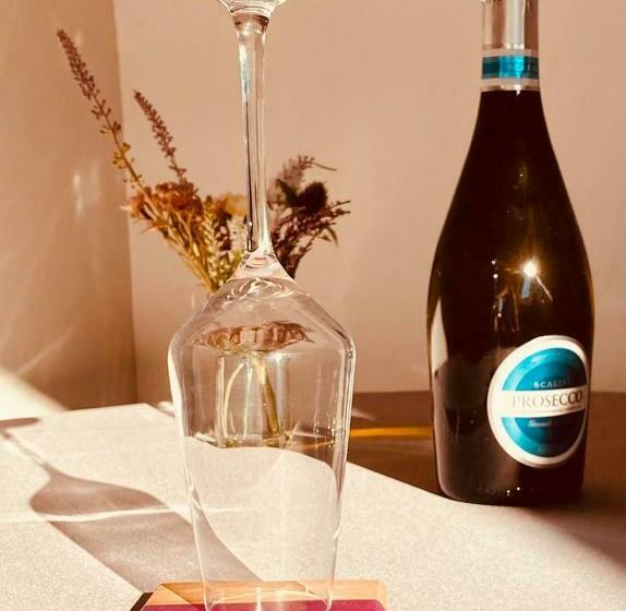 Wardlaw View Luxury Studio Apartment With Stunning View