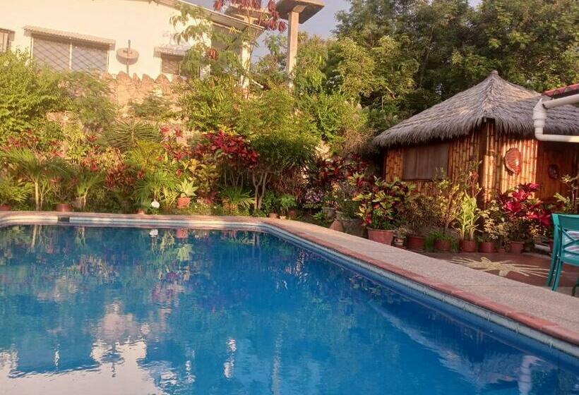 Aguaclara Su Castillo De Arena Seguro Y Privado!