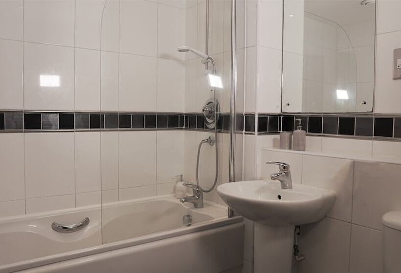 Albion Street Apartments