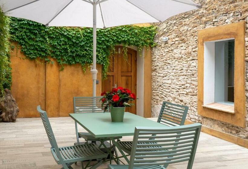 Alta House Apartments 3 Calas