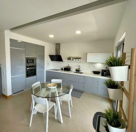 Beach Condo Porto Mós