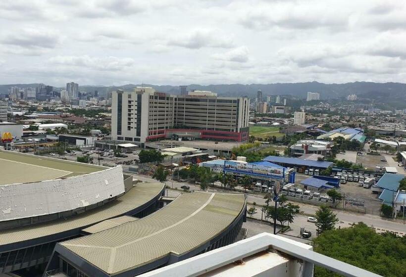 Cebu City Condo With Ocean And City View