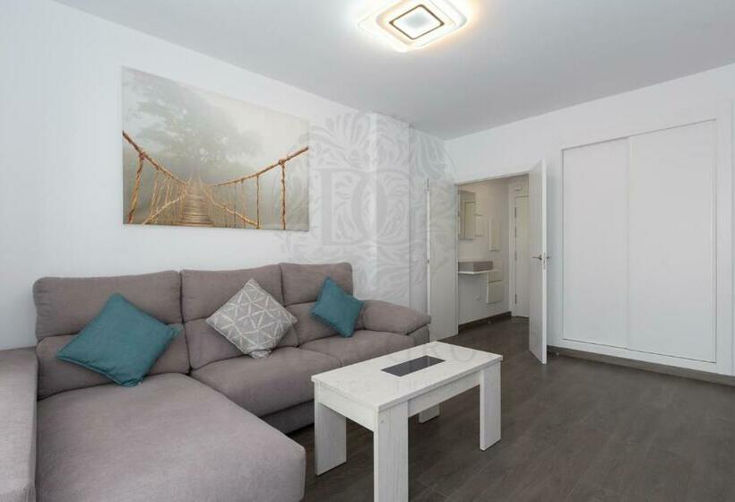 Estepona Gardens Beach Apartment