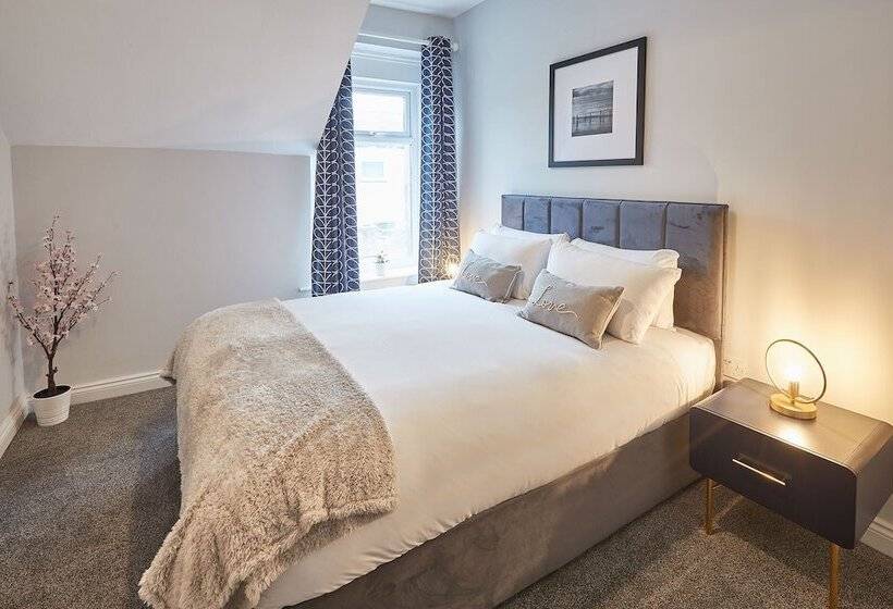 Share The Moments King S Cottage