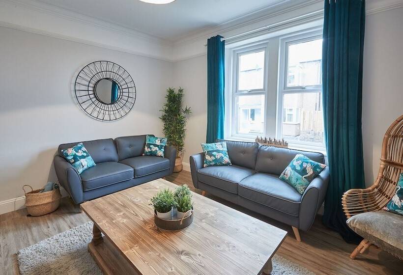 Share The Moments King S Cottage