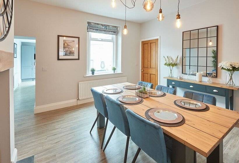 Share The Moments King S Cottage