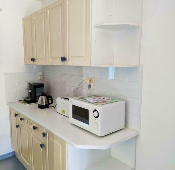 Mas Vallcrosa Studio Calme Et Confortable Avec Piscine