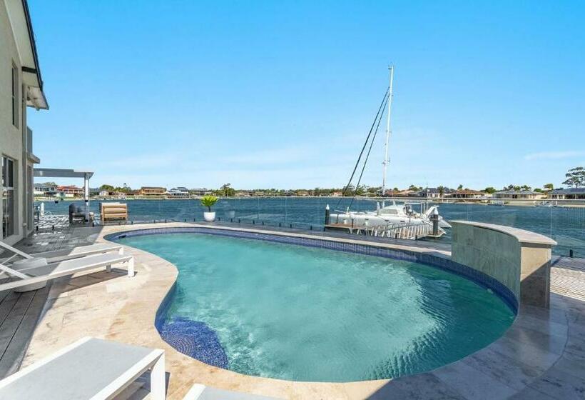 Tecoma 3   Most Popular Waterfront