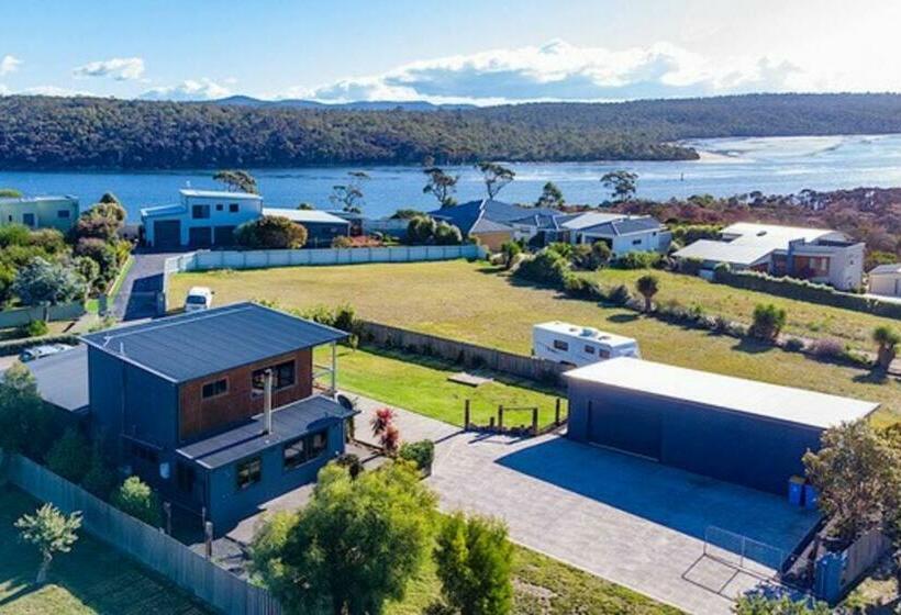 Top Of The Bay Modern Home With Spectacular Views