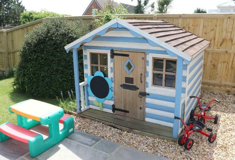 The Island Holiday Company Willow Oak