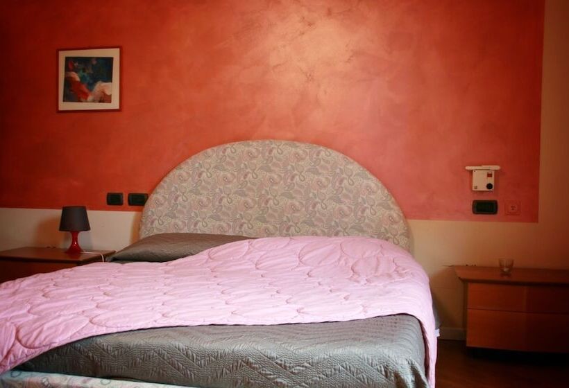 تختخواب و صبحانه A Casa Di Manu