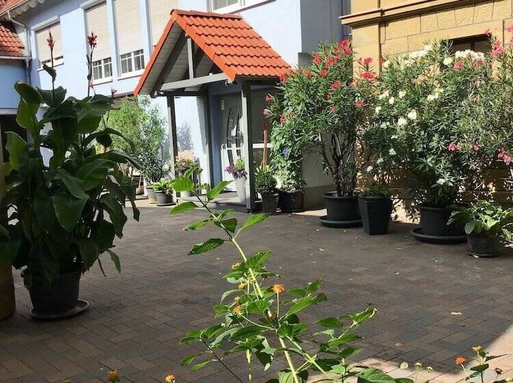 Bed and Breakfast Pension Am Schlossberg