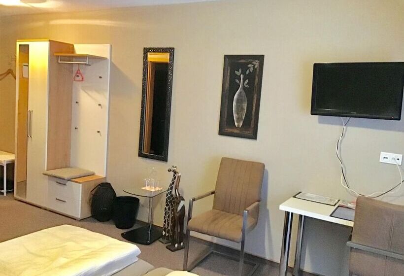 Bed and Breakfast Pension Am Schlossberg