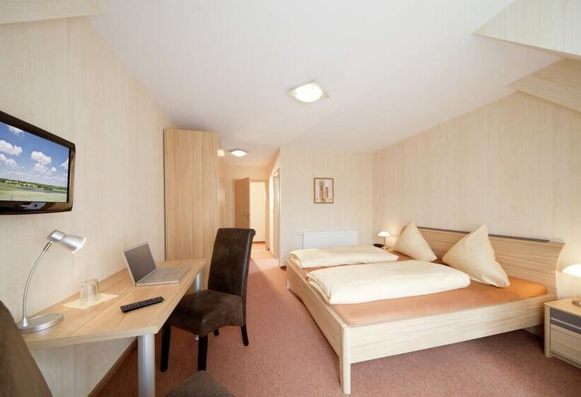 Bed and Breakfast Pension Am Schlossberg