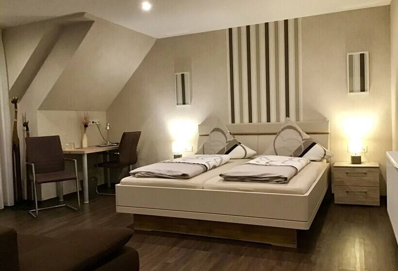 Bed and Breakfast Pension Am Schlossberg