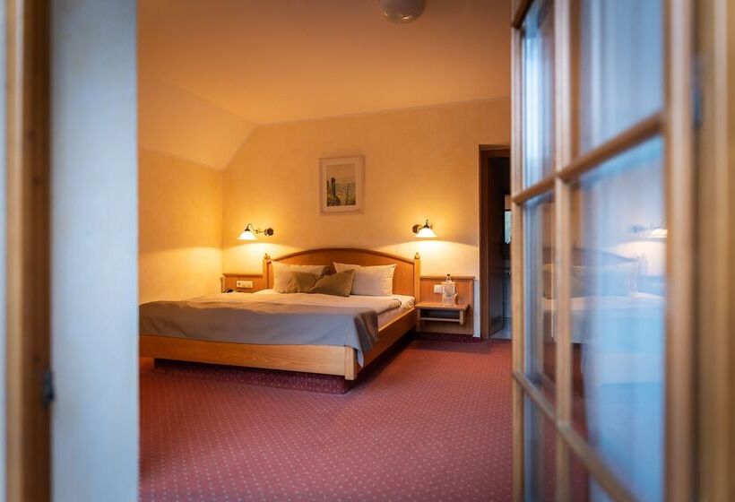 בית מלון כפרי Amselgrundschlosschen