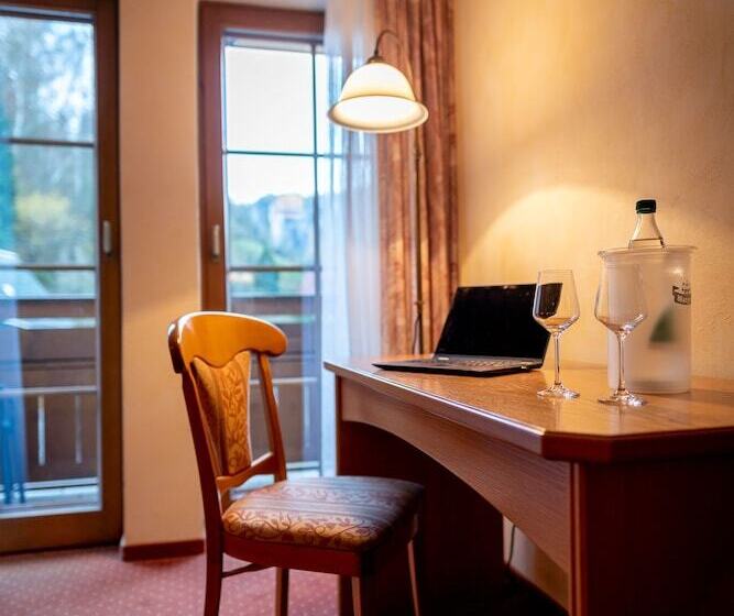 בית מלון כפרי Amselgrundschlosschen