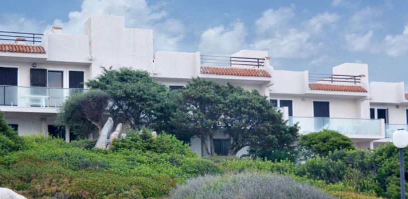 هتل Residence Baia Santa Reparata