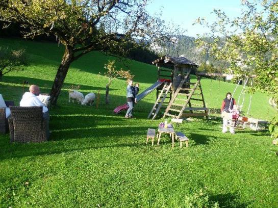 فندق Wohlfühlbauernhof Bambichlhof