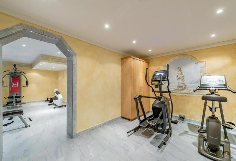 בית מלון כפרי Burgstein   Alpin & Lifestyle