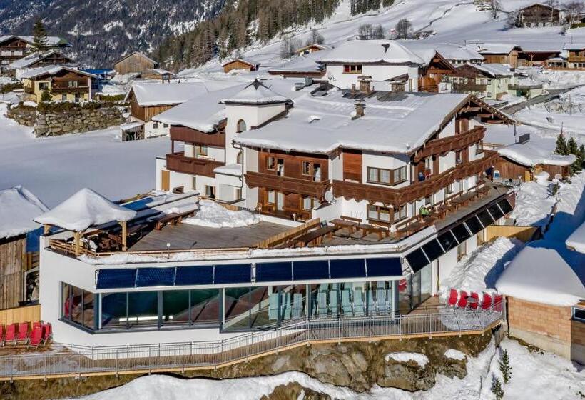 בית מלון כפרי Burgstein   Alpin & Lifestyle