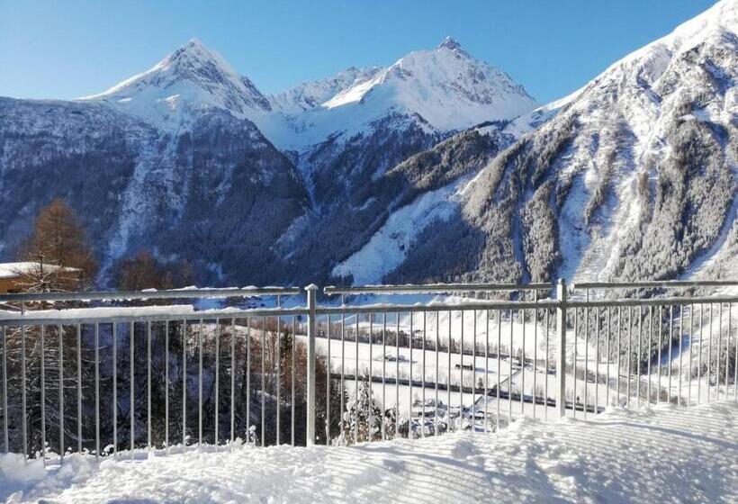 בית מלון כפרי Burgstein   Alpin & Lifestyle