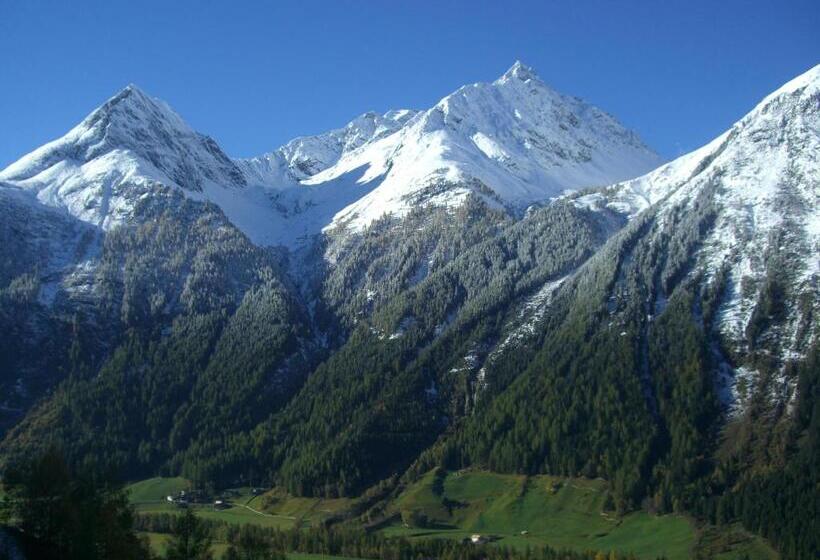 בית מלון כפרי Burgstein   Alpin & Lifestyle