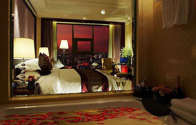 فندق Cixi Landison Plaza