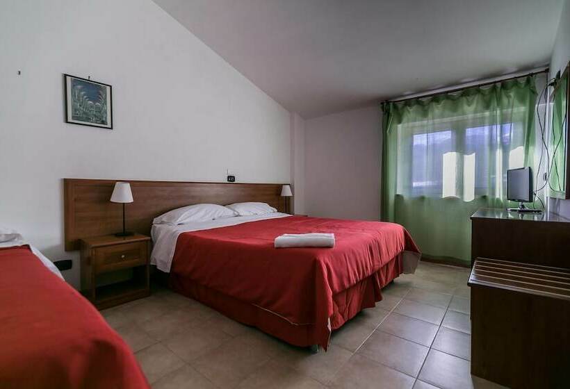 בית מלון כפרי Faggio Rosso