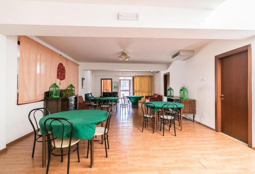 فندق Faggio Rosso