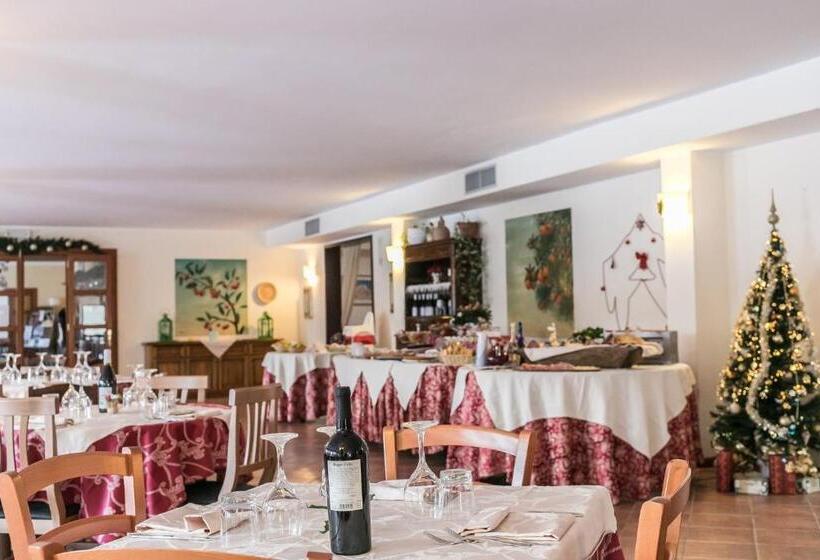 فندق Faggio Rosso