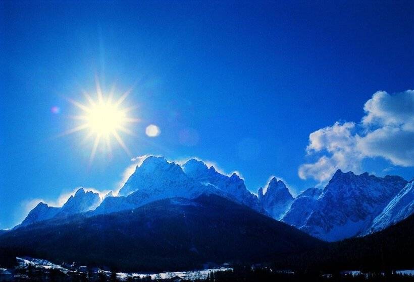 בית מלון כפרי Falken