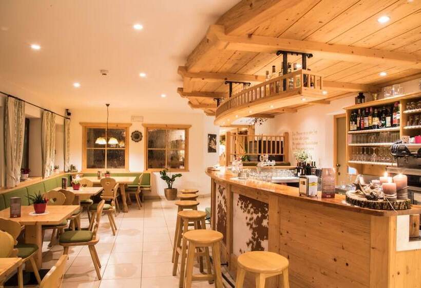 בית מלון כפרי Falken