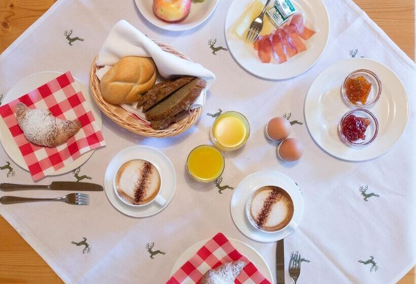 בית מלון כפרי Falken