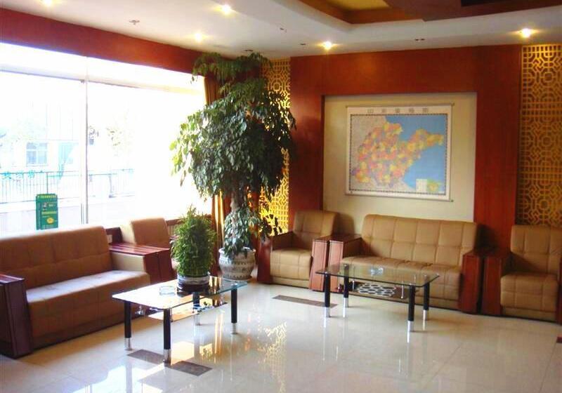 Отель Greentree Inn Yantai Xingfu Road Marina Plaza Express