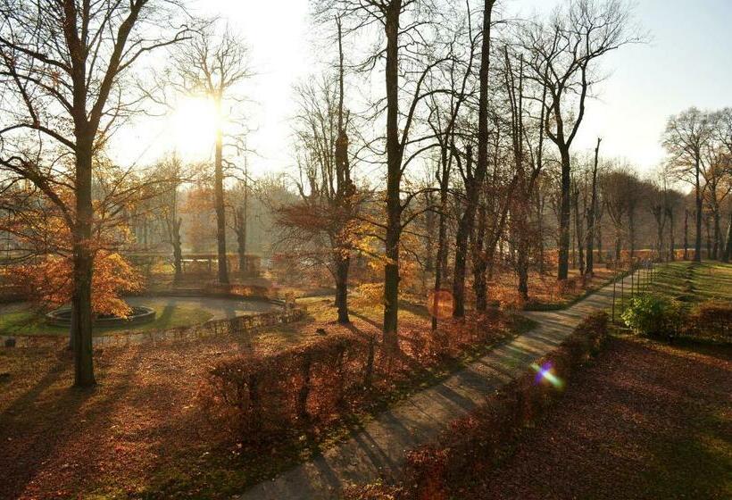 ホテル Gästehaus Zabeltitz