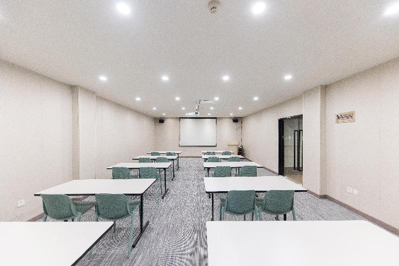 Hanting Hotel Changsha Yinbing Road Metro Station