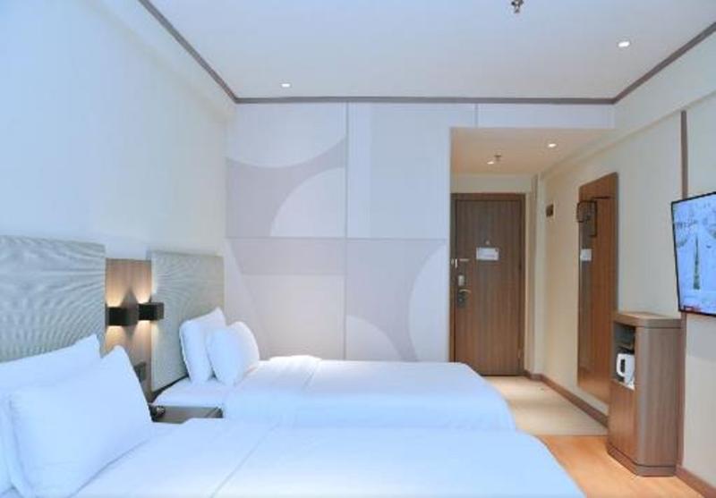 Hanting Hotel Shenzhen Nanshan Metro Station