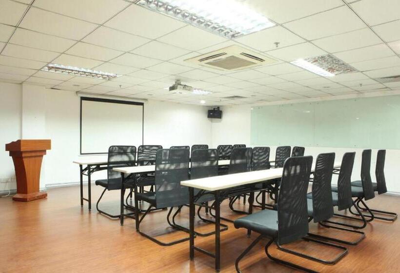 Hanting Hotel Shenzhen Nanshan Metro Station