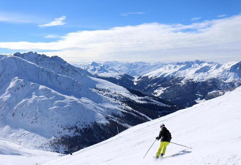 酒店 Haus Tirol Appartements