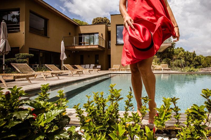 هتل Hôtel Version Maquis Santa Manza