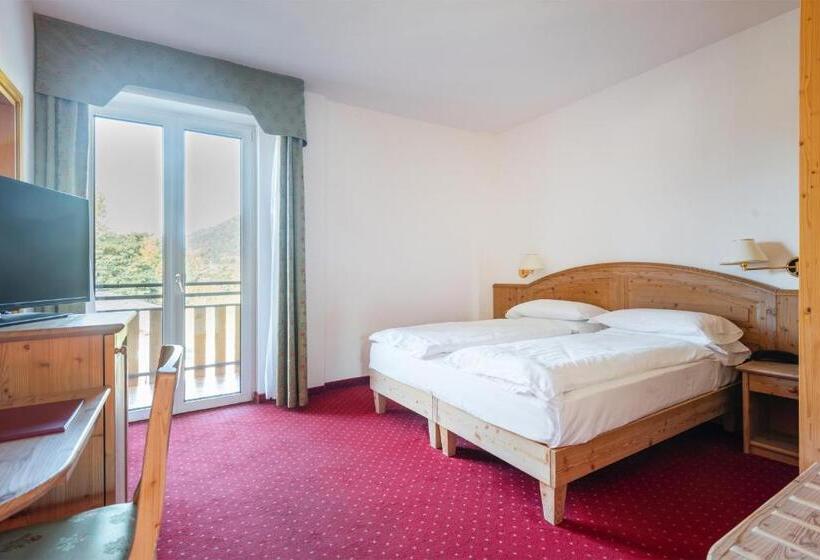 בית מלון כפרי Lucia