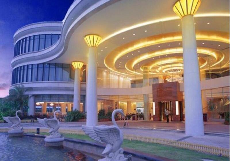 ホテル Golden Shinning New Century Grand