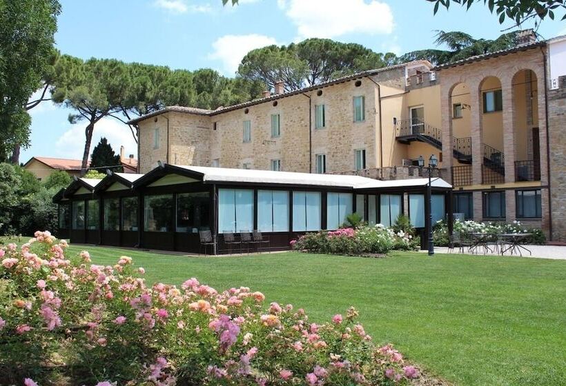 ホテル Assisi Parco Dei Cavalieri