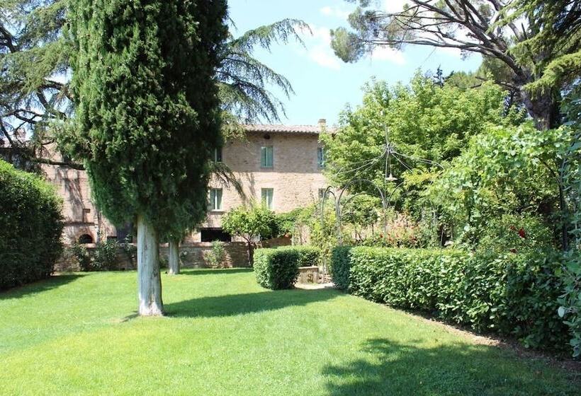 ホテル Assisi Parco Dei Cavalieri