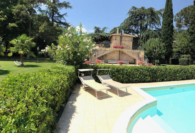 ホテル Assisi Parco Dei Cavalieri