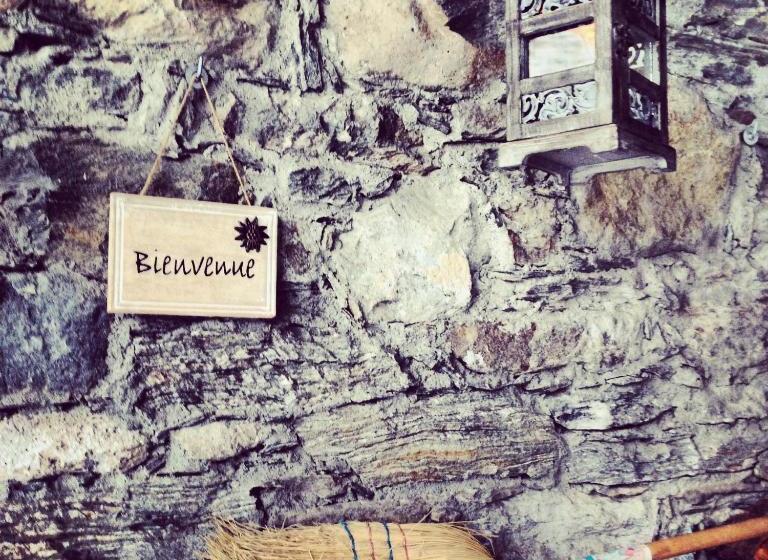 בית מלון כפרי Rolland