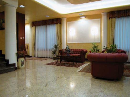 호텔 Garni San Carlo