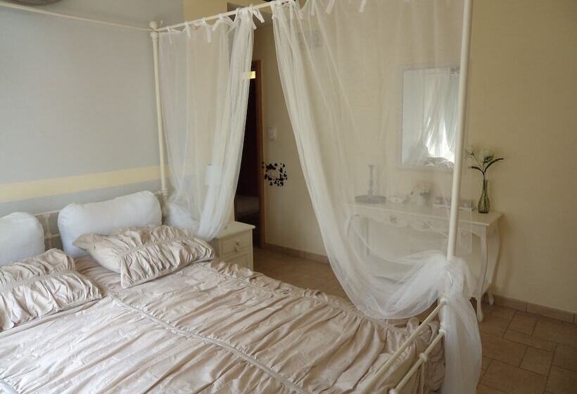 בית מלון כפרי Sogno D Oro B&b